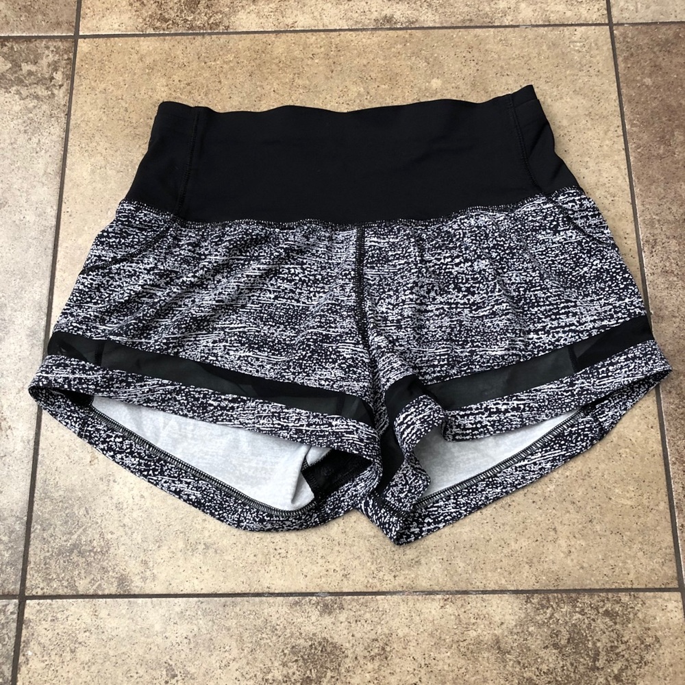 Pace Perfect Lululemon Shorts Size 2